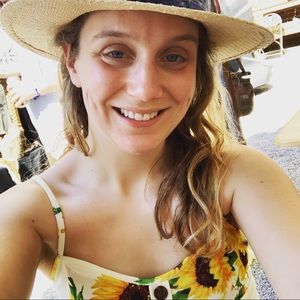 Meet your Posher, Jennifer